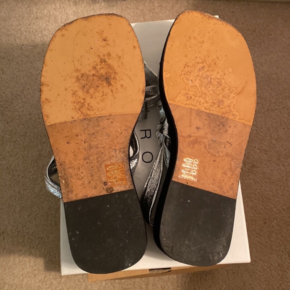 Silver IRO leather platform sandals 🩶 - Picture 5 of 5